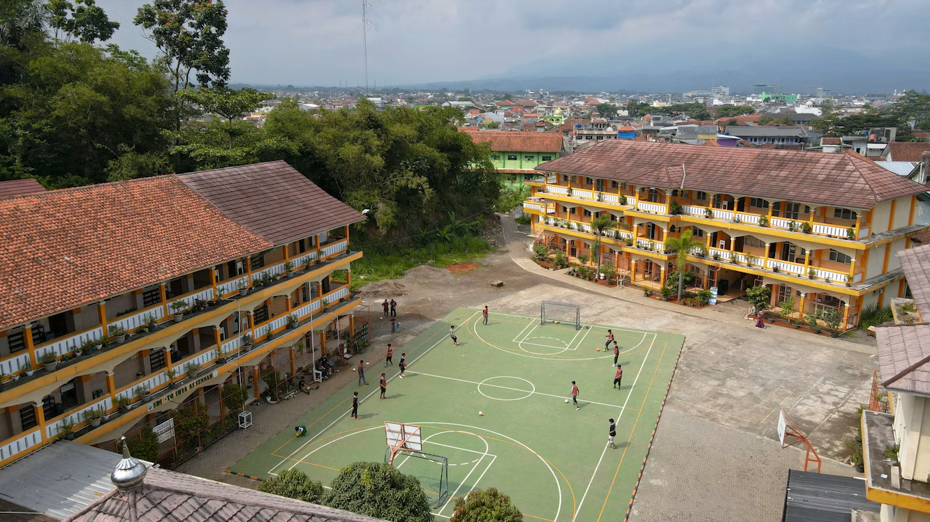 Eksplorasi Tanpa Batas